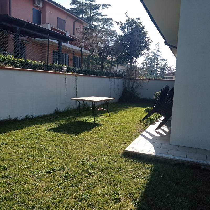 Casa Bi - Trifamiliare Agugliano, Agugliano