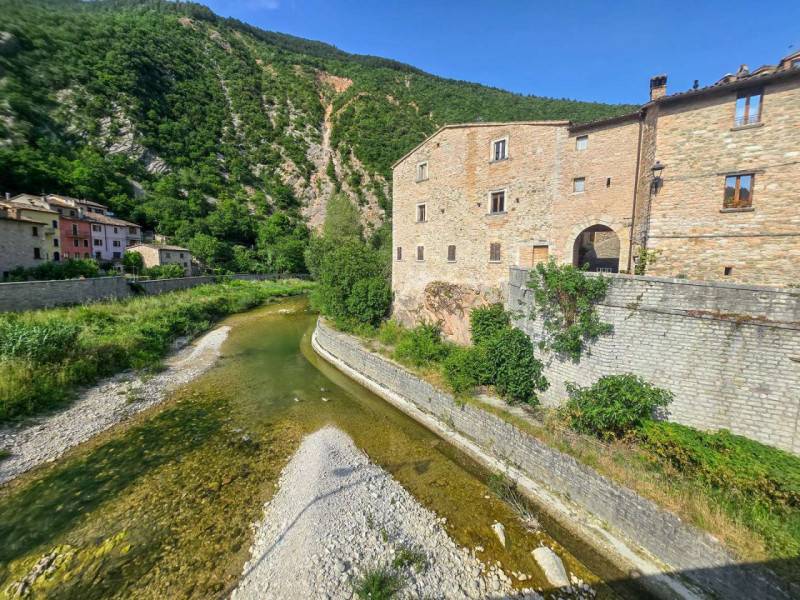 Casa indipendente Piobbico, Piobbico