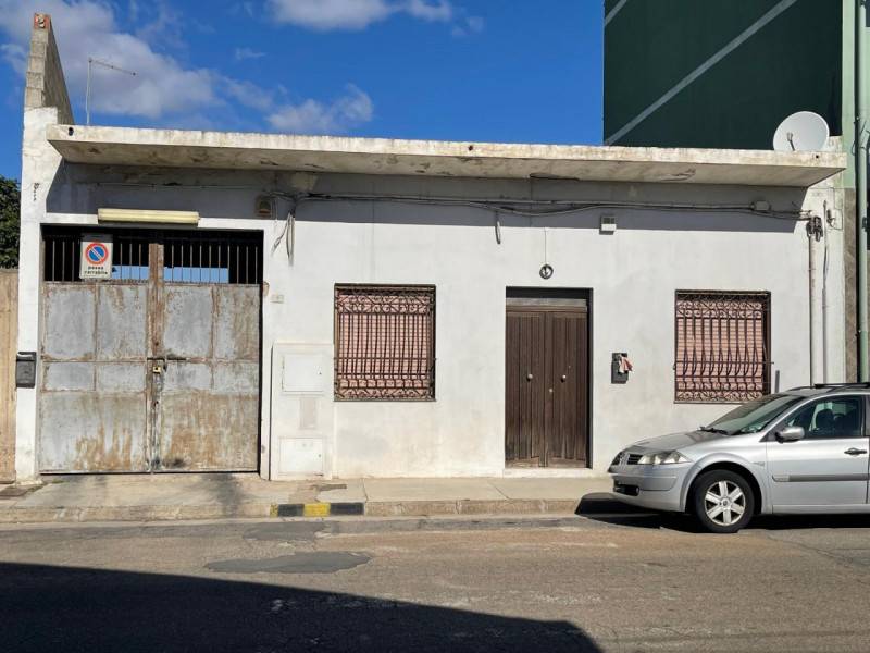 Casa indipendente Quartu Sant 'Elena, Quartu Sant'Elena