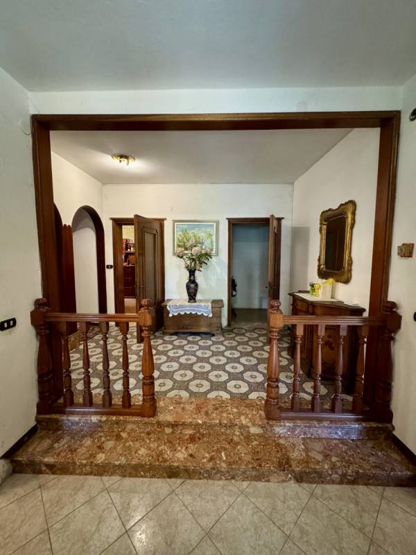 Casa indipendente Santa Margherita d 'Adige, Borgo Veneto