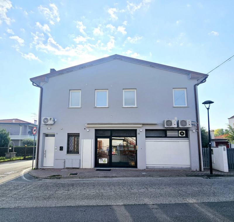 Negozio Ospedaletto Euganeo - Centro, Ospedaletto Euganeo
