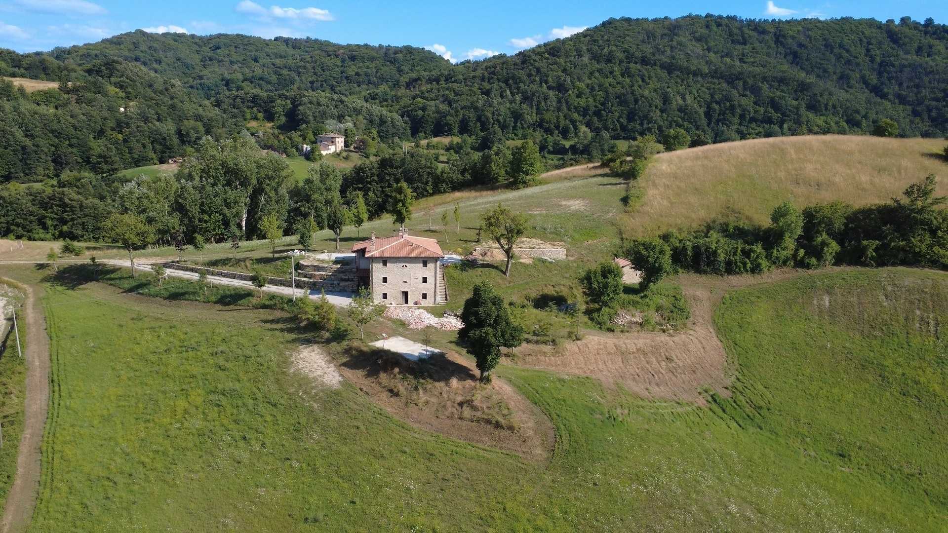 Casa indipendente via Canobbi, Castel d'Aiano