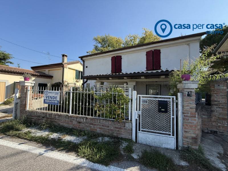 Casa indipendente Villadose, Villadose
