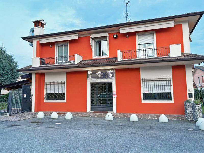Ufficio Rodengo - Saiano - Centro, Rodengo Saiano