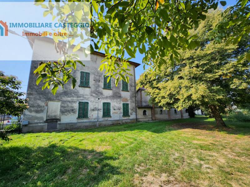 Casa indipendente, Casteggio