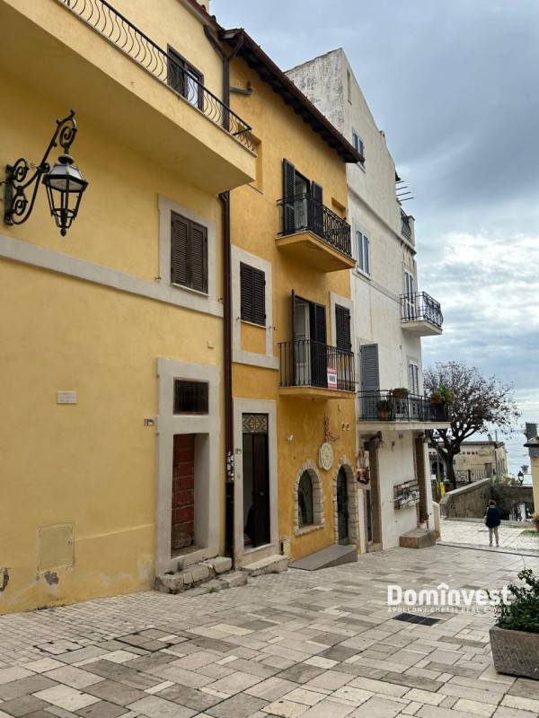 Palazzo - Stabile San Felice Circeo - Centro, San Felice Circeo
