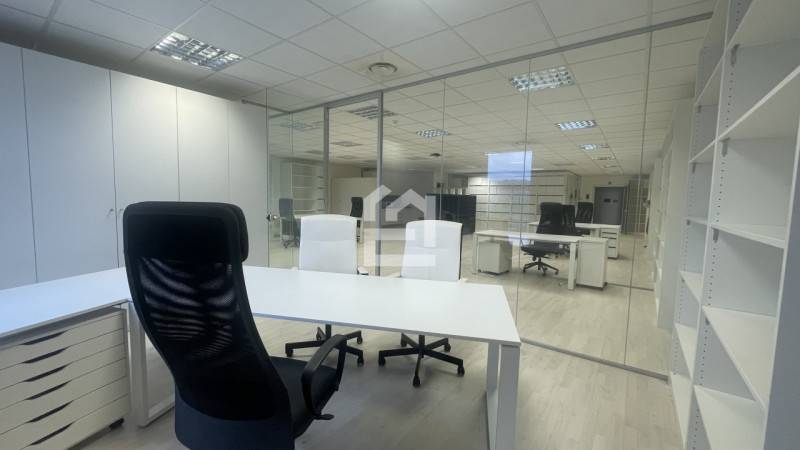 Attività  commerciale, Manerba del Garda