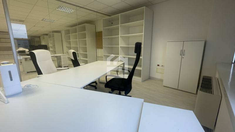 Attività  commerciale, Manerba del Garda