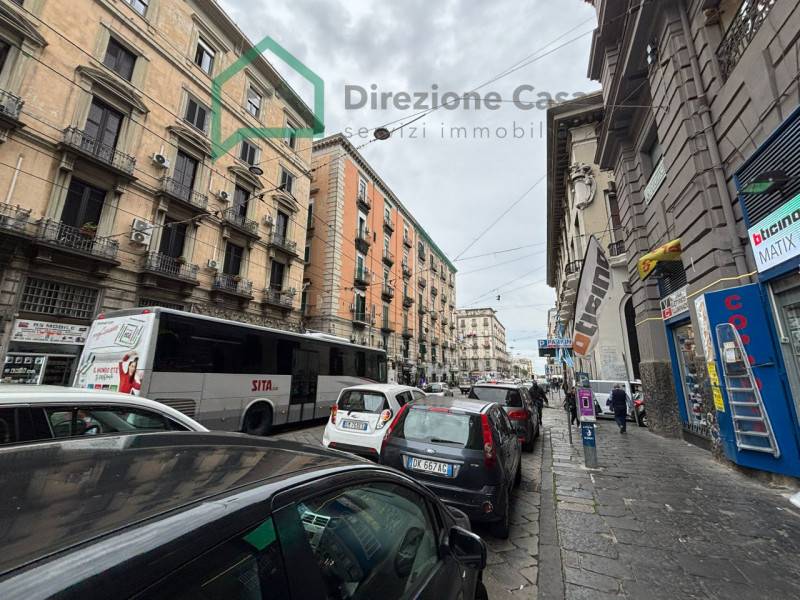 Attività  commerciale Mercato / Pendino, Napoli