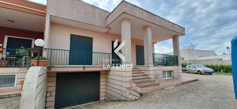 Villa, Cisternino