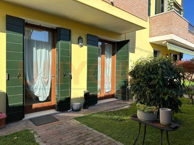 Casa Bi - Trifamiliare Chiesanuova, Padova