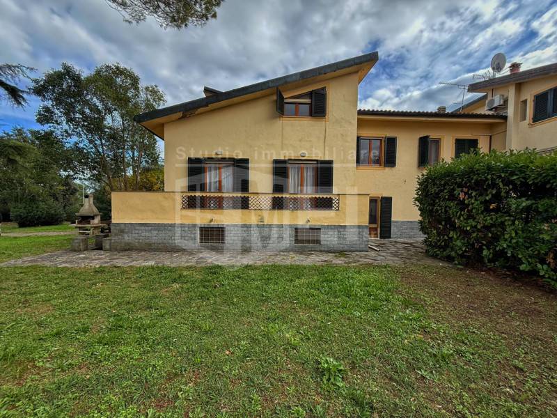Villa Cenaia, Crespina Lorenzana