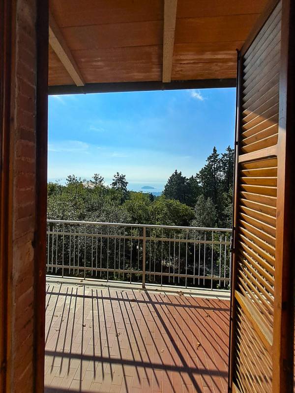 Villa Tuoro Sul Trasimeno, Tuoro sul Trasimeno