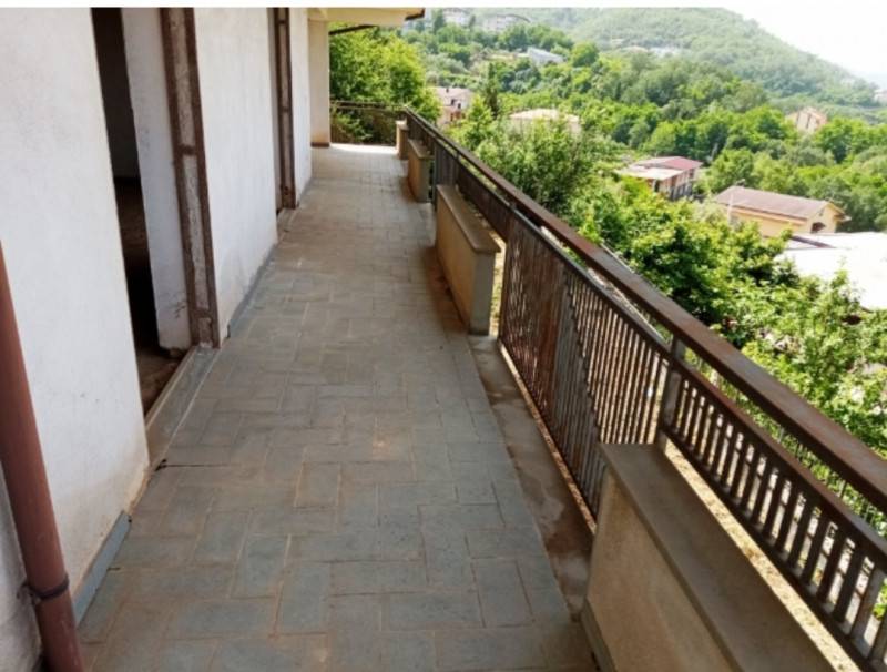 Casa Bi - Trifamiliare, Casali del Manco
