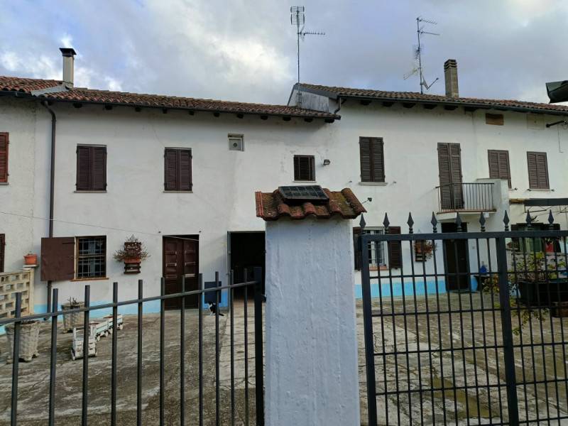 Casa Bi - Trifamiliare Popolo, Casale Monferrato
