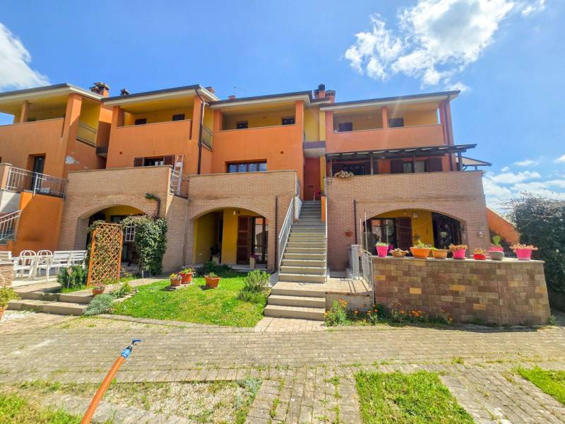 Casa Bi - Trifamiliare Sant 'Angelo in Vado, Sant'Angelo in Vado