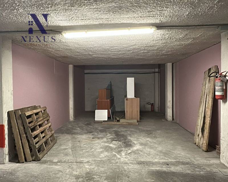 Box - Garage - Posto Auto Gimarra, Fano