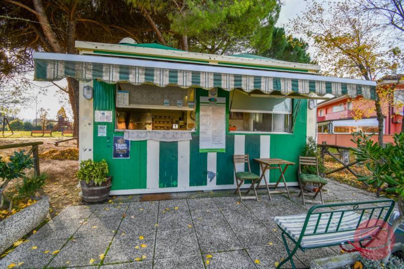 Attività  commerciale, Longiano
