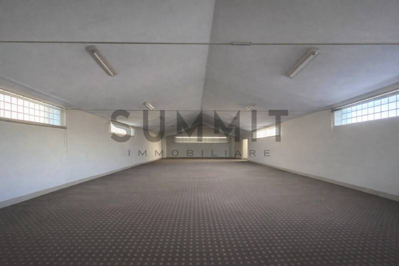 Magazzino - Deposito Schio - Centro, Schio
