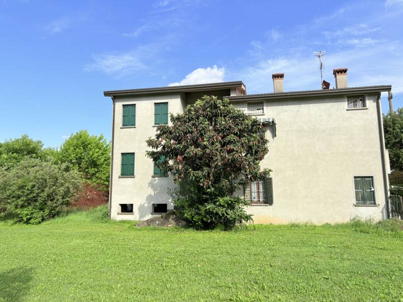 Casa Bi - Trifamiliare, Galzignano Terme