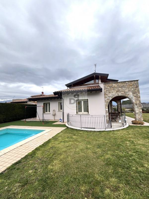 Villa Pieve, Manerba del Garda