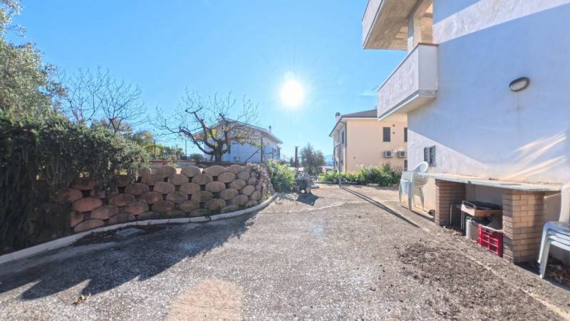 Villa Pischiarano, Moscufo