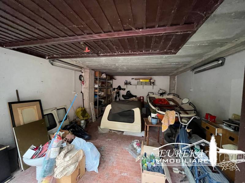 Box - Garage - Posto Auto Castiglione del Lago, Castiglione del Lago