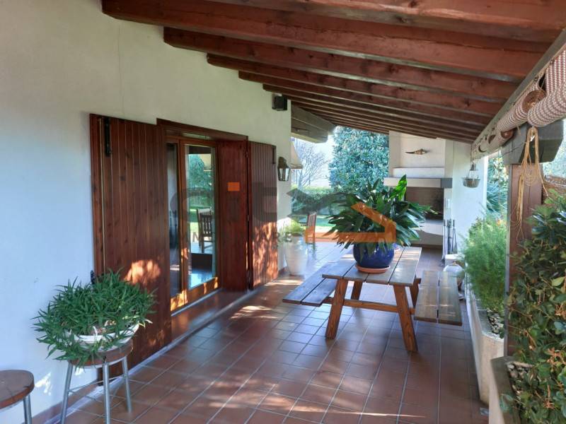 Casa indipendente Pove del Grappa, Pove del Grappa