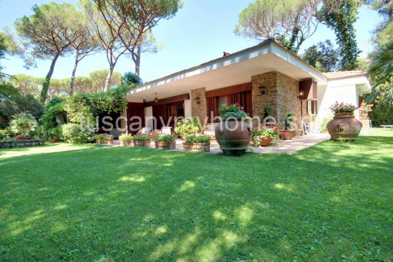 Villa Castiglione della Pescaia, Castiglione della Pescaia