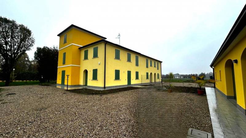 Casa Bi - Trifamiliare, Cavezzo