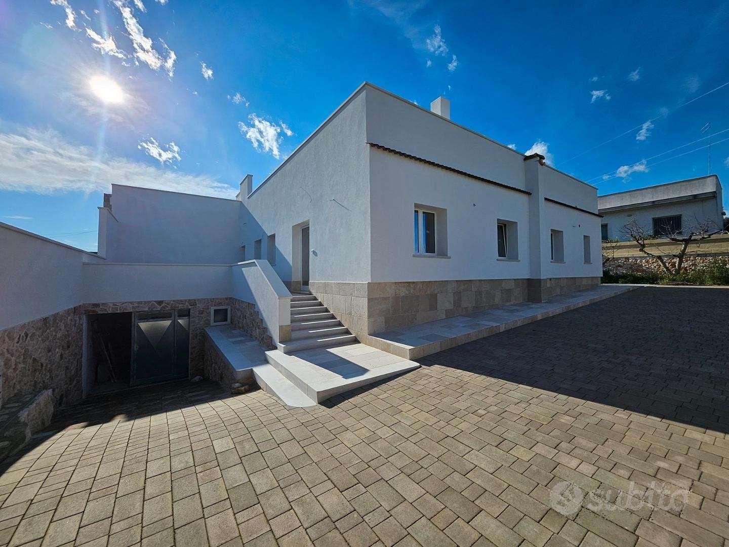 Appartamento Via Luigi Einaudi, Villa Castelli