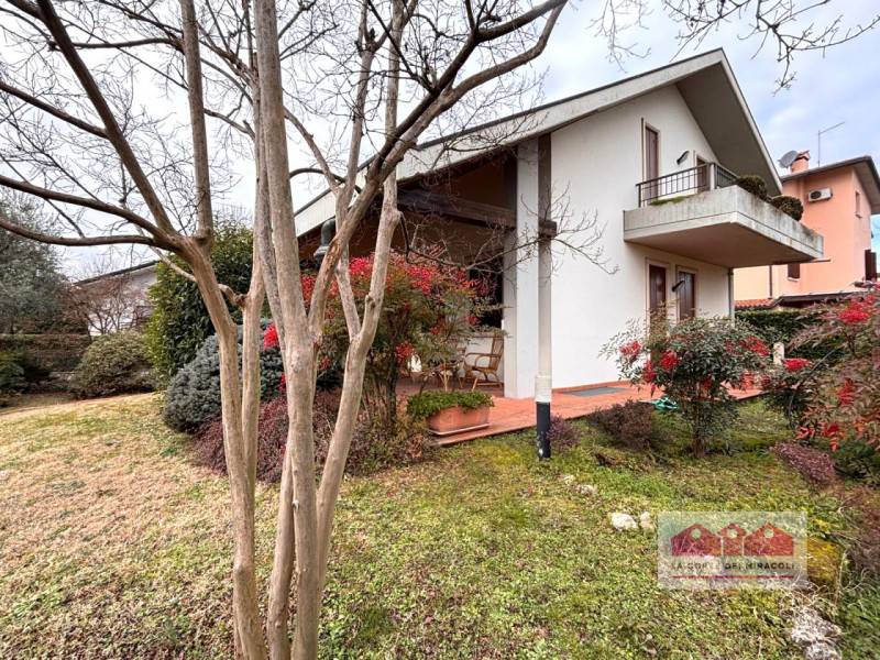 Casa indipendente, Creazzo