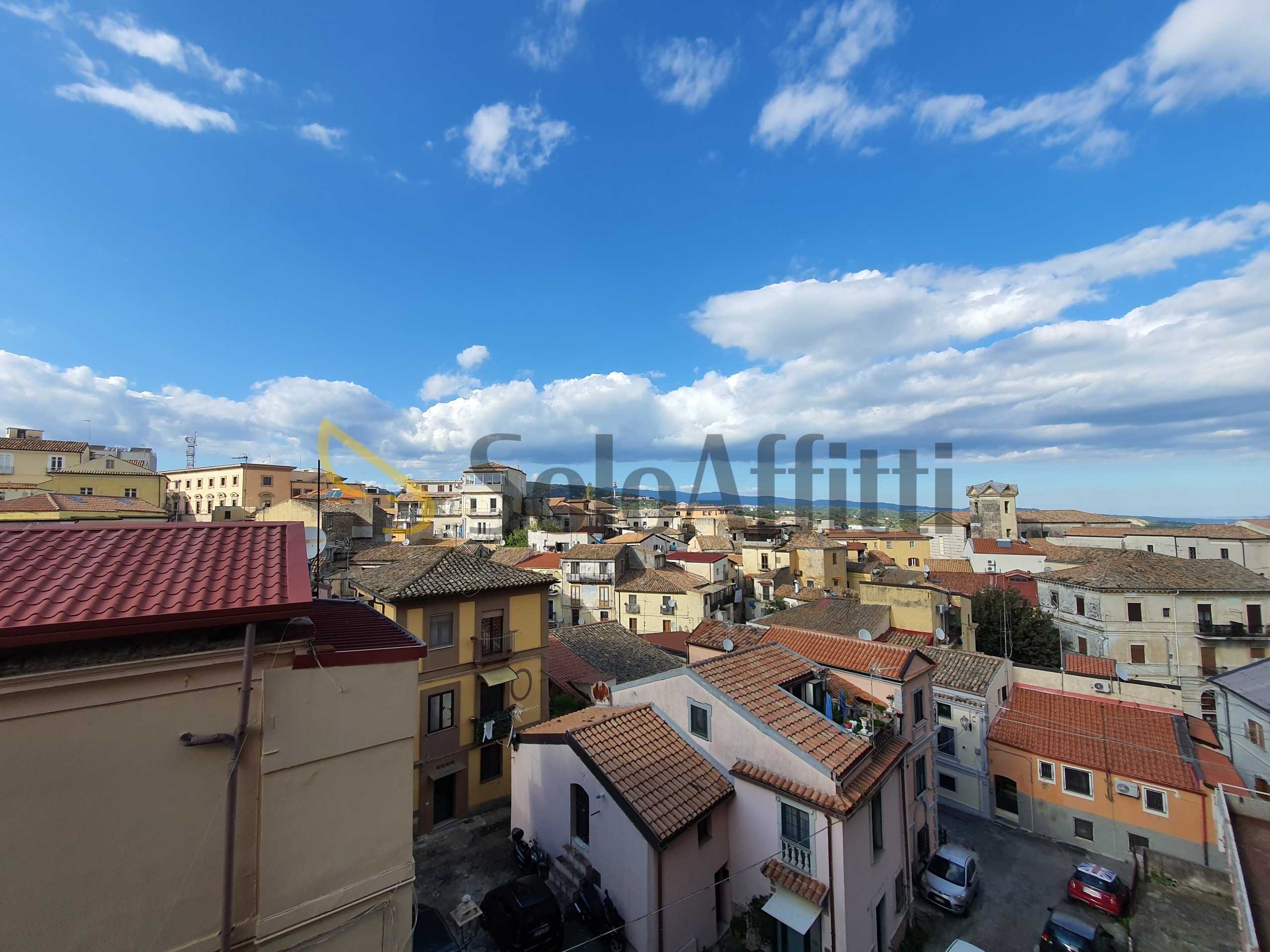 Appartamento Piazza e Vicolo II Roma, Catanzaro
