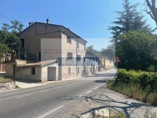 Casa Bi - Trifamiliare San Marino, Urbino