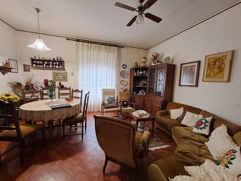 Appartamento Tuoro Sul Trasimeno - Centro, Tuoro sul Trasimeno