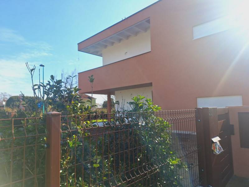 Casa Bi - Trifamiliare Loreggia - Centro, Loreggia