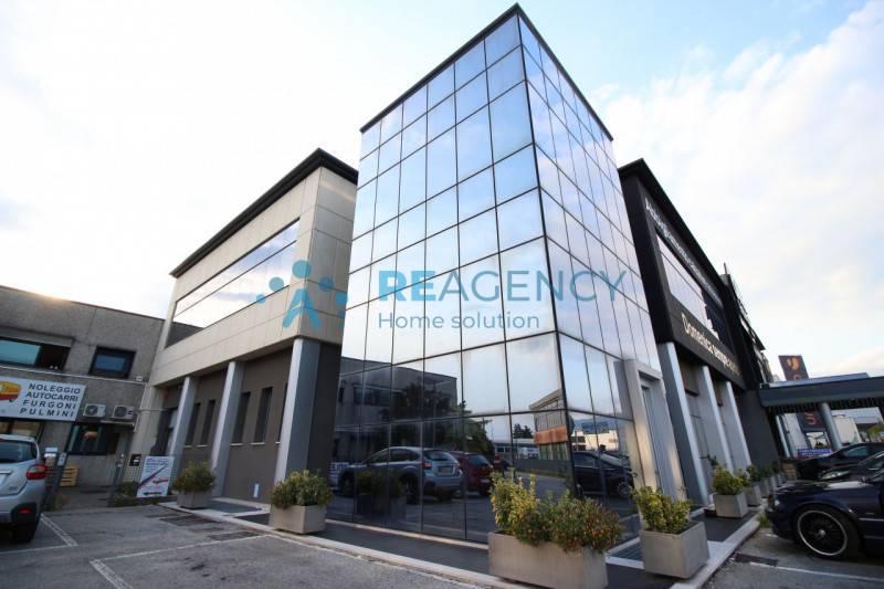 Ufficio, Thiene