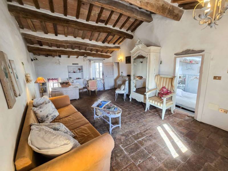 Casa indipendente Cavoleto, Piandimeleto