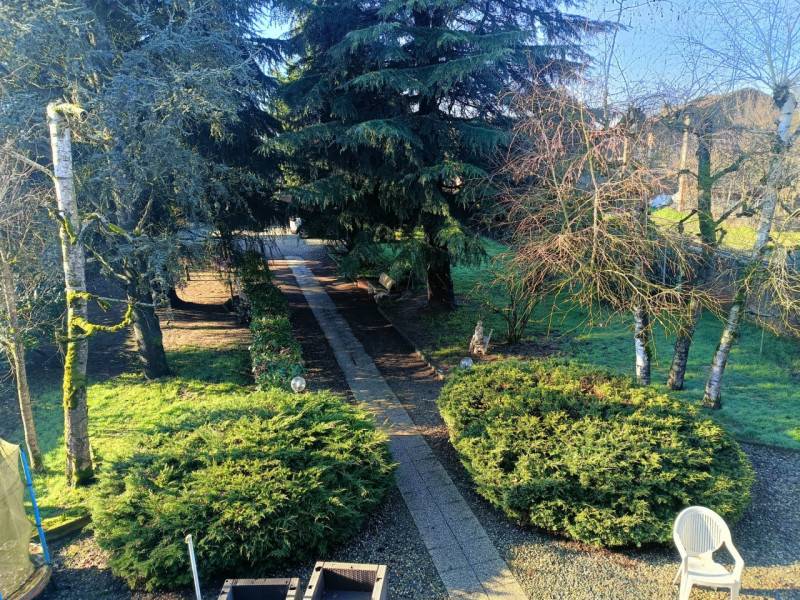 Casa indipendente Motta Dè Conti, Motta de' Conti