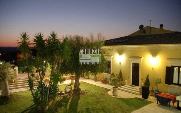 Villa, Noto