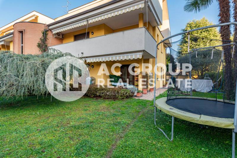 Casa Bi - Trifamiliare, Saronno