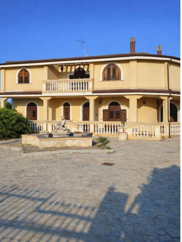 Casa Bi - Trifamiliare, Crotone
