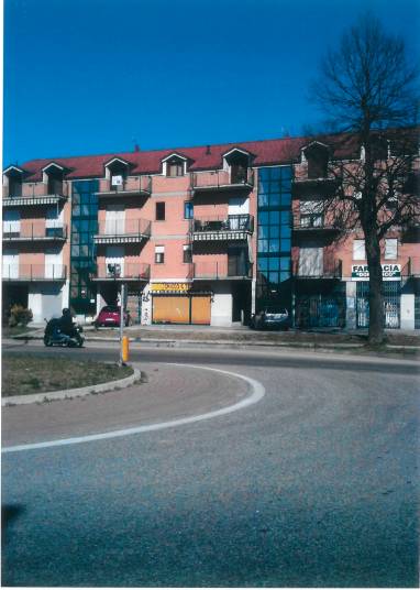 Negozio Carmagnola, Carmagnola