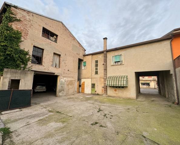 Casa Bi - Trifamiliare Villa d 'Adige, Badia Polesine