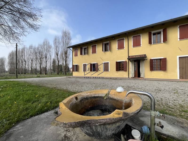 Rustico Rovarè, San Biagio di Callalta