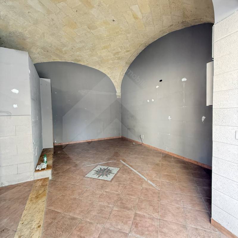 Negozio Andria, Andria