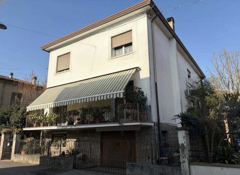 Casa Bi - Trifamiliare, Battaglia Terme
