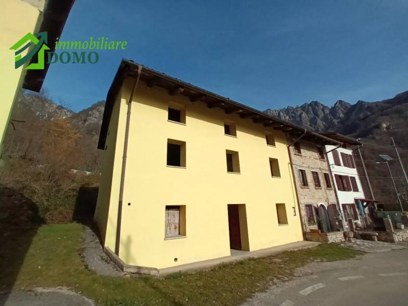 Casa indipendente Sant 'Antonio del Pasubio, Valli del Pasubio