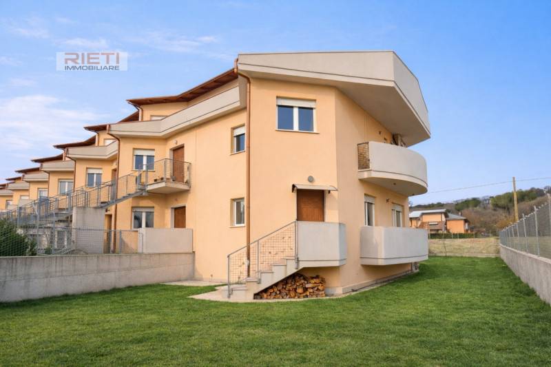Casa Bi - Trifamiliare Rieti Campoloniano, Rieti