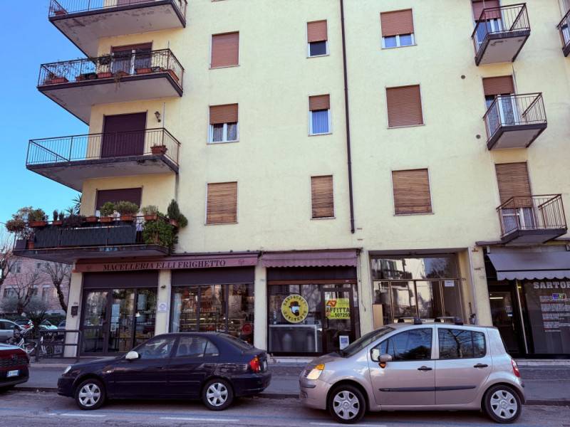 Negozio Legione Antonini, Vicenza